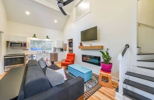 Pine Lake Cottage | Charming 2-bedroom cottage in Pine Lake with AC, WiFi, Fire Pit, and large deck