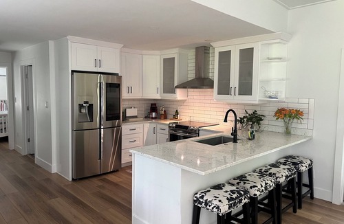 Griffin House | Charming 2-bedroom house with AC, WiFi in Griffin