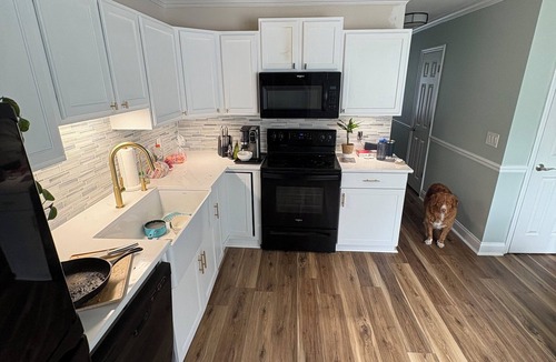 Charleston House | Charming 2-bedroom townhome with WiFi, AC in superb Charleston.