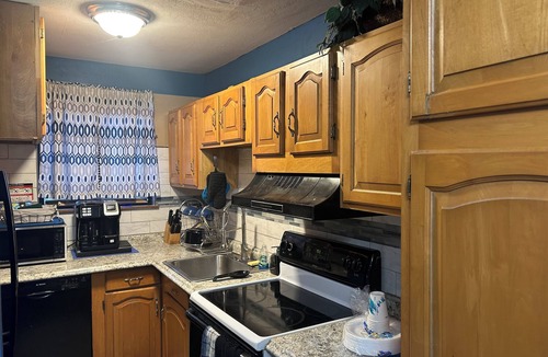 Bushkill House | Charming 2-bedroom townhome in Poconos finest area, near many fun activities.
