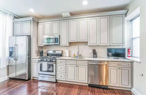 Market East Condo | Charming 2-bedroom condo in Center City Philadelphia - Walk Everywhere
