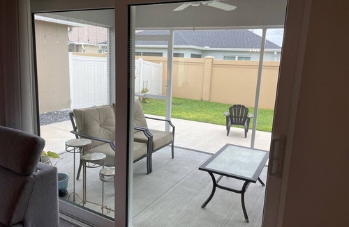 Wildwood House | Charming 2-bedroom house in The Villages with Golf Cart