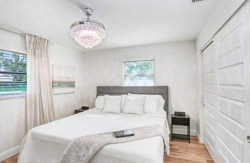 Downtown Zephyrhills House | Charming 2-bedroom house in Zephyrhills, FL