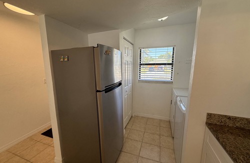 Golden Gate Villa | Charming 2-bedroom villa with HUGE yard in Naples