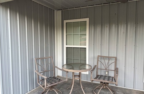 Boaz House | Charming 2-bedroom with WiFi, AC convenient to Albertville/Boaz