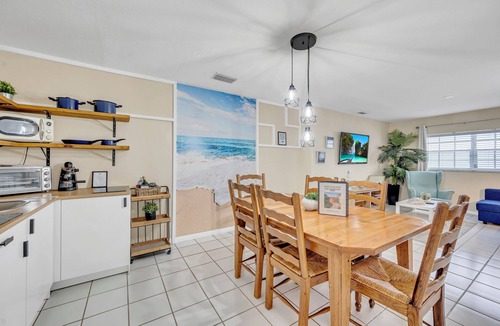 Homestead House | Charming 2BR Oasis with 2 Parking Spaces