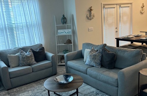 New Smyrna Beach House | Charming 3-bedroom townhome in lovely New Smyrna Beach.