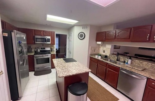 Stone Mountain House | Charming 3-bedroom house with WiFi, AC in amazing Stone Mountain