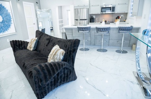Miami Gardens House | Charming 3-bedroom 3 Bath house in Miami Gardens with AC, WiFi
