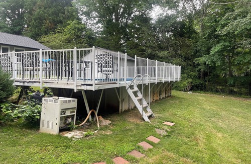 Lithonia House | Charming 3-bedroom house with Pool, WiFi in phenomenal metro Atlanta