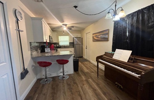 Titusville House | Charming 3-bedroom house with WiFi and AC in Titusville