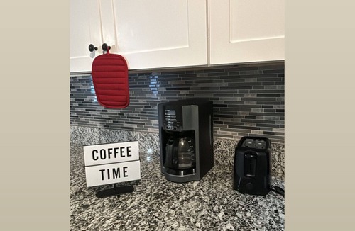 Titusville House | Charming 3-bedroom house with WiFi and AC in Titusville