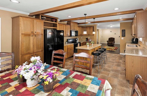 Dandridge House | Charming 3-bedroom house with WiFi and AC in Dandridge