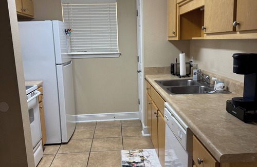 Florida Panhandle House | Charming 3-bedroom house with WiFi and AC in superb Pace
