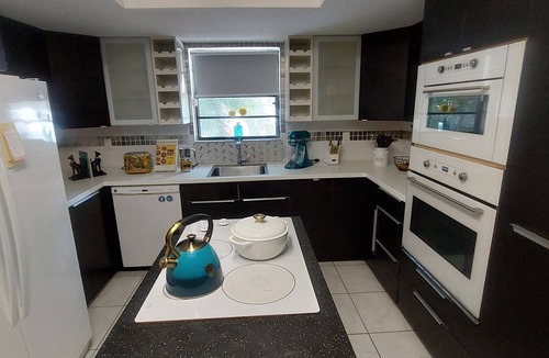 Temple Terrace House | Charming 3 bedroom Townhome with Whimsical Kids Rooms for Family Gatherings!
