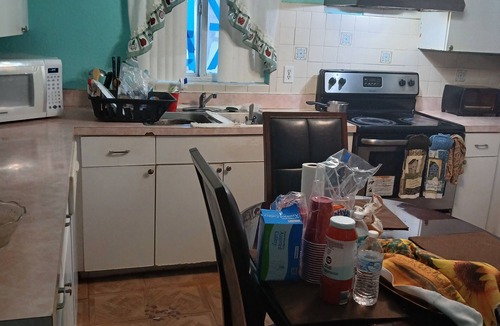 St. Petersburg - Clearwater House | Charming 3-bedroom house in brilliant St. Petersburg with AC