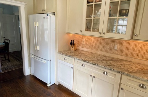 Stone Harbor Cottage | Charming 3 bedroom 1.5 bath Cottage