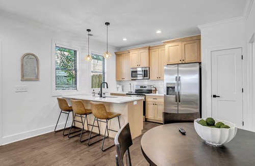 Dunean House | Charming 3-BR townhome < 1 Mile from Fluor Field: Garage, E-Bike Rental, 2KingB