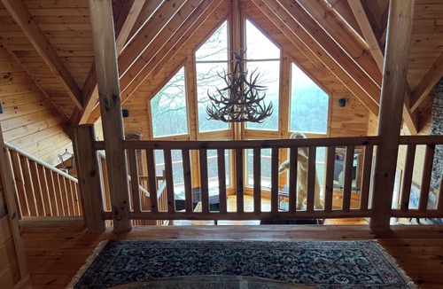 Sky Valley House | Charming 4-bedroom chateau with WiFi, fitness room in lovely Dillard.