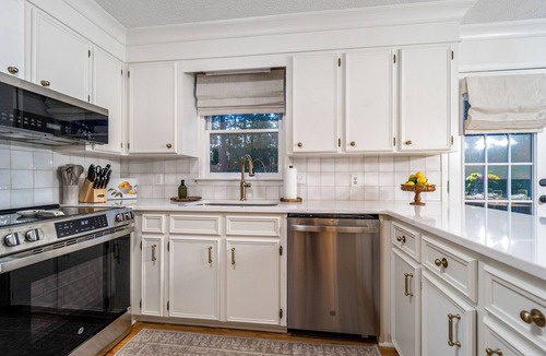 Aiken House | Charming 4-bedroom house with Inground Pool, WiFi, AC in brilliant Aiken