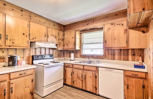 Aiken House | Charming Aiken Vacation Rental 2 Mi to Dtwn!