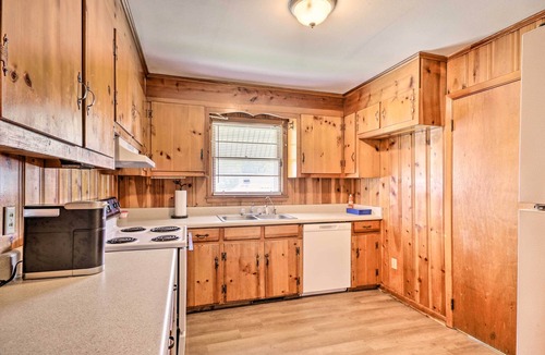 Aiken House | Charming Aiken Vacation Rental 2 Mi to Dtwn!