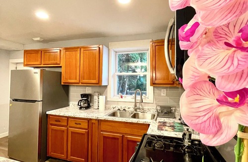Chester House | Charming and relaxing 3-bedroom house in a quit neighborhood.