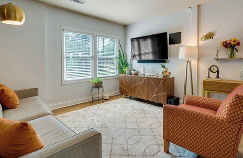 Sylvan Hills House | Charming Atlanta Vacation Rental w/ Private Patio!