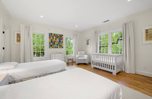 Buckhead House | Charming Buckhead Home- with Phenomenal Patio and Garden