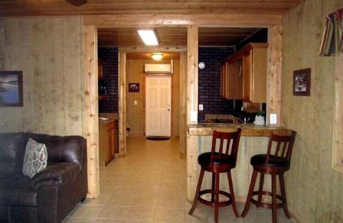 Inverness House | Charming Cabin Amazing for a Weekend Retreat in Inverness, Florida