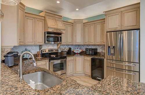 Cocoa Beach House | Charming Coastal Retreat on the Beach! nDiscounted Winter Rates Available Now