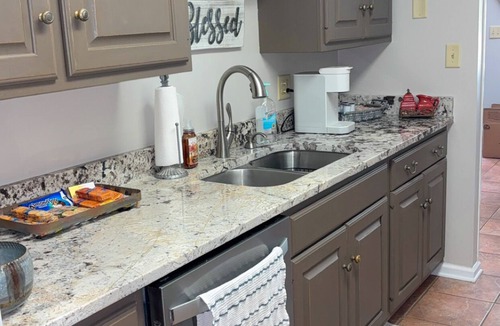 Grenada Condo | Charming condo 3-bedroom 2 bath, 2 living rooms! Stocked kitchen, laundry room