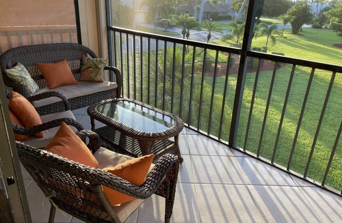 Lely Apartment | Charming Condo in Naples