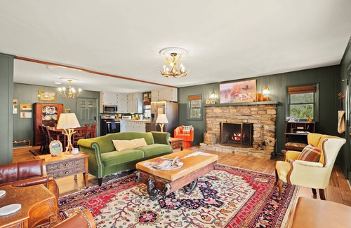 Boone Cottage | Charming Cottage in Historic Valle Crucis with Mtn Views/Hot tub/River access