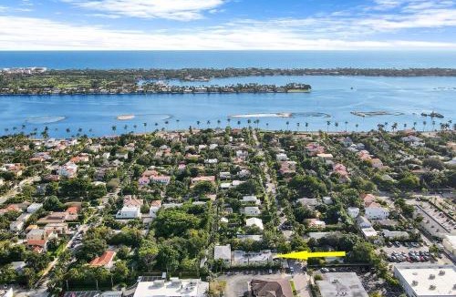 West Palm Beach Apartment | Charming Cottage on Croton #1