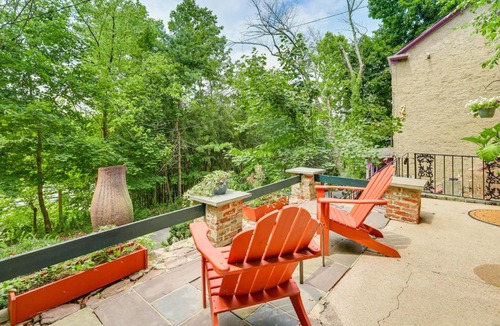 Lambertville Apartment | Charming Getaway < 1 Mi to Downtown Lambertville!