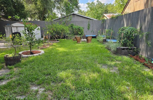 Riverside House | Charming Historic Home in Riverside – Entire House 3/2