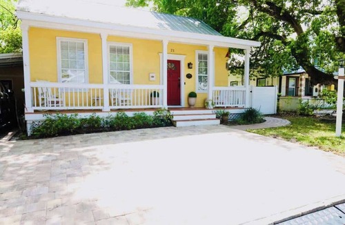 St. Augustine House | Charming Historic Cottage Downtown St Augustine