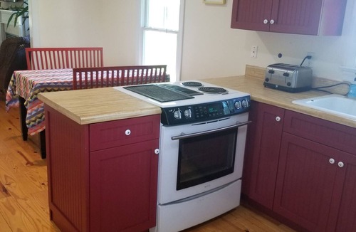 Mooresboro House | Charming House near Gardner Webb
