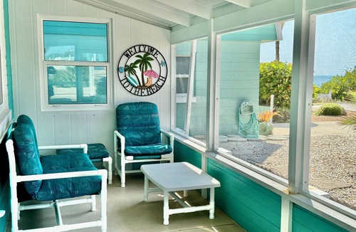 Ormond Beach Cottage | Charming Mako Beach Cottage, 2-bedroom with WiFi, AC in amazing Ormond Beach
