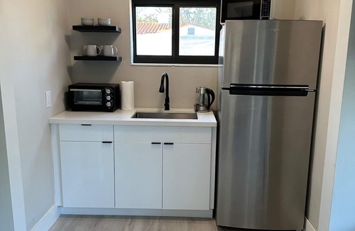 Coral Way Apartment | Charming Miami Studio