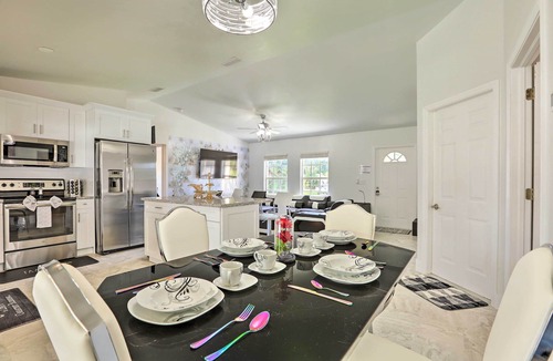 Fort Myers House | Charming N Fort Meyers Retreat: Pool & Lanai!