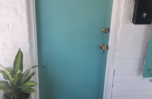 Ocean Grove Apartment | CHARMING , NEW RENO, STUDIO APT. MTHLY RENTAL JUNE START - 1 1/2 BLOCKS TO BEACH