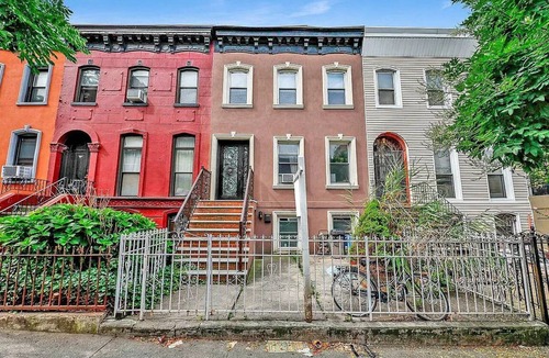 Gowanus Apartment | Charming Park Slope/Gowans 2 bedroom. F, G and R stop on same block.