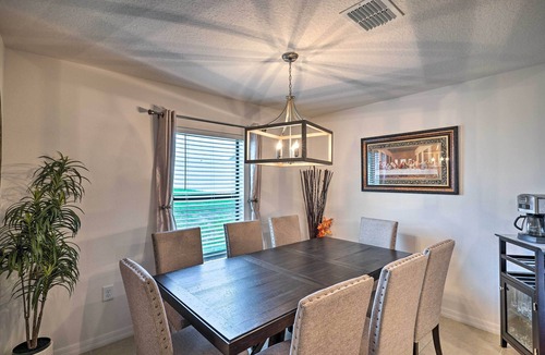 Fedhaven House | Charming Poinciana House w/Patio: 30 Mi to Disney