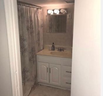Roselle House | Charming Private Room near RWJ#2