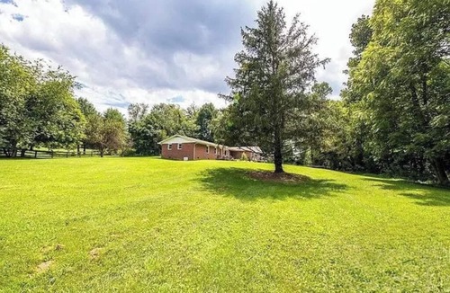 Mills River House | Charming Retreat 1-bedroom house in peaceful Mills River