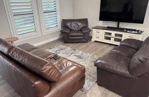 Fort Myers House | Charming River front 3-bedroom house with AC and WiFi in North Fort Myers