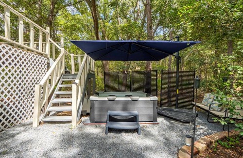 Atkinson House | Charming Riverfront Cottage Private Deck and Views in Hortense, Georgia