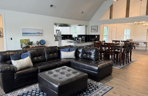 Martinez House | Charming Room in Martinez